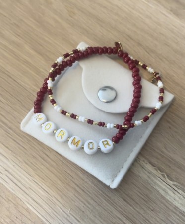 Sett med to armbånd, valgfri tekst 