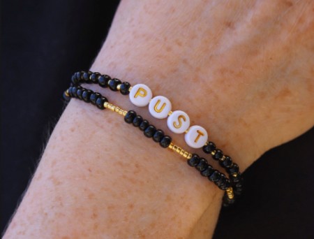 Armbånd med strikk